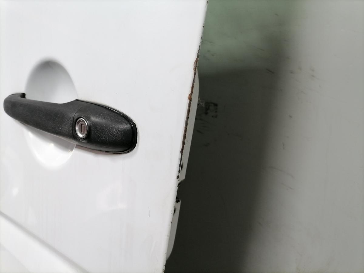 Mercedes Sprinter 906 original T&uuml;r vorn links Wei&szlig; Bj.2017